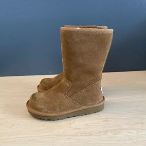 Ugh  s/n 5948 Toddlers Girls Boot Brown  Size Us 11